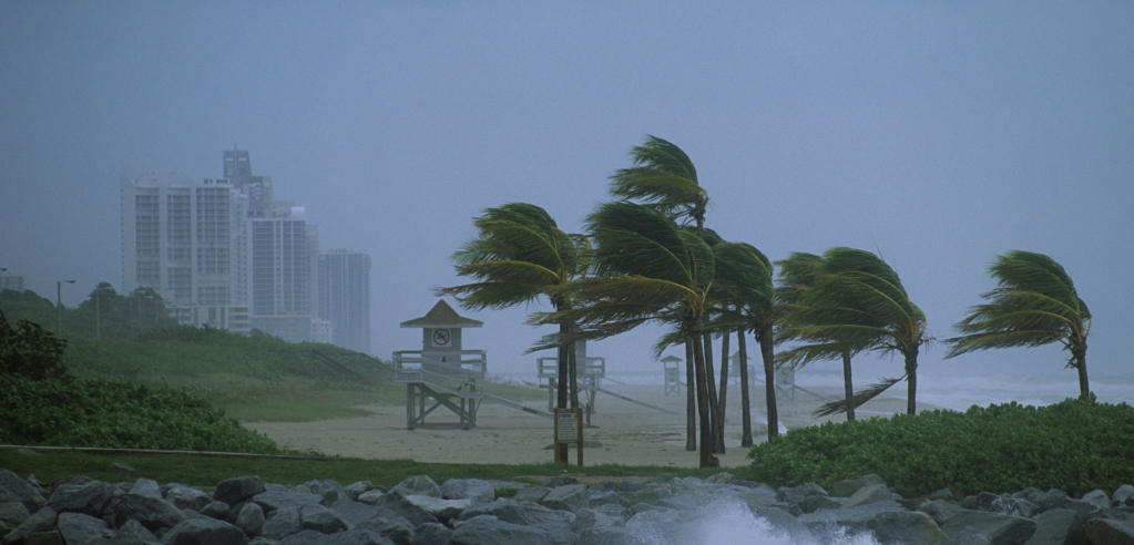 How to stay safe and connected as Hurricane Ian approaches